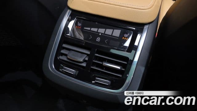 Volvo V60 Cross Country 2023 — Şəkil 27/39