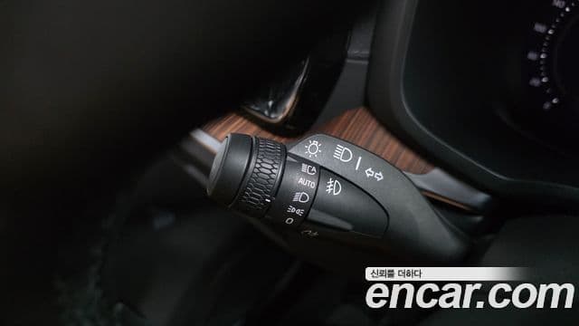 Volvo V60 Cross Country 2023 — Şəkil 17/39
