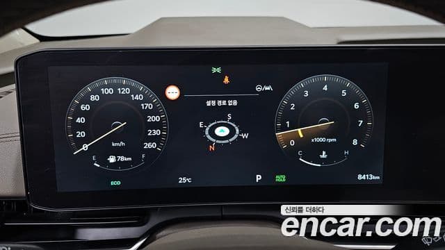 Kia Carnival 2025 — Фото 8/20
