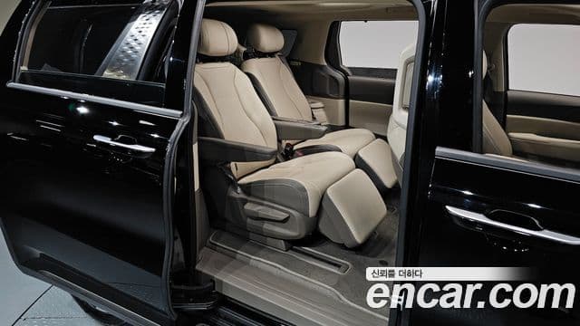 Kia Carnival 2025 — Фото 12/20