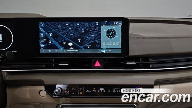 Kia Carnival 2025 — Фото 14/20