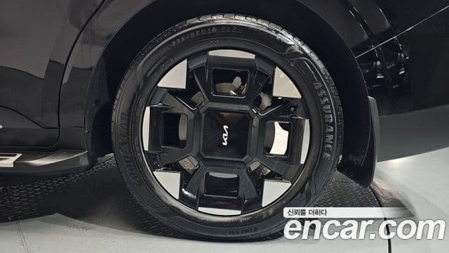 Kia Carnival 2025 — ფოტო 30/39