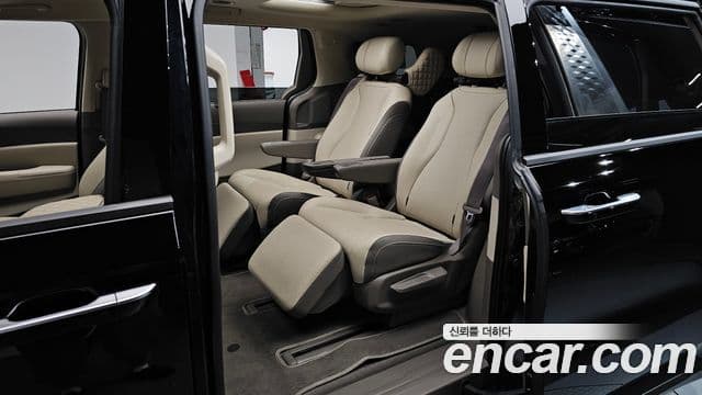 Kia Carnival 2025 — ფოტო 23/39