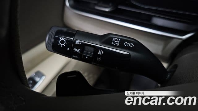 Kia Carnival 2025 — ფოტო 18/39