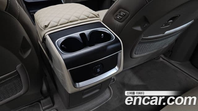 Kia Carnival 2025 — ფოტო 14/39