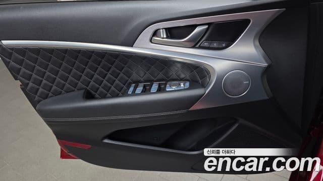 Genesis G70 2019 — Şəkil 33/38