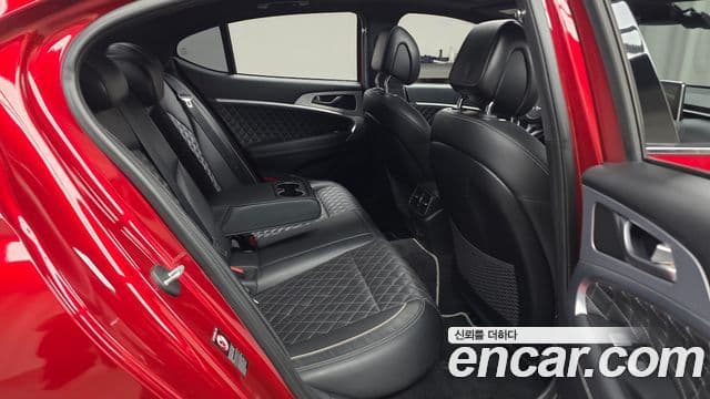 Genesis G70 2019 — Şəkil 16/38