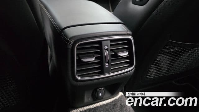 Genesis G70 2019 — Şəkil 34/38