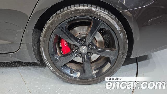 Genesis G70 2018 — Şəkil 30/41