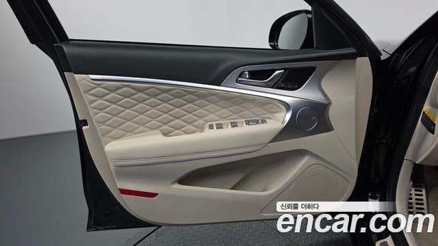 Genesis G70 2018 — Şəkil 28/41