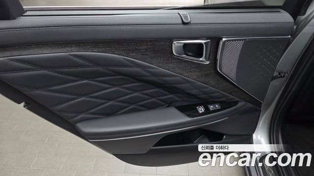 Kia K8 2021 — Photo 14/39