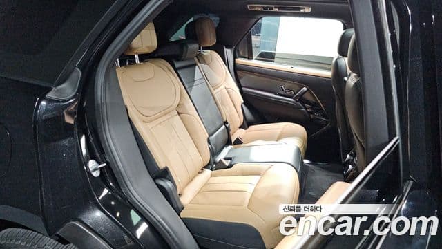 Land Rover Range Rover Sport 2023 — Фото 11/20