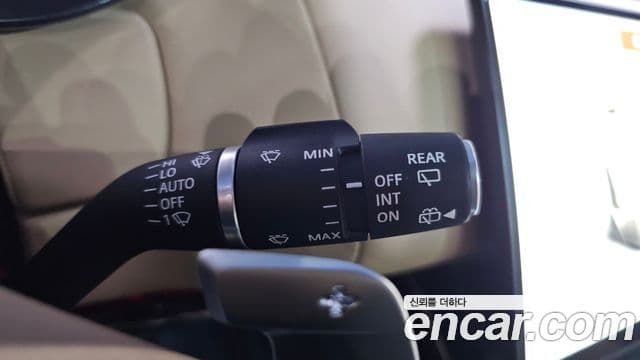 Land Rover Range Rover Sport 2023 — Şəkil 35/36