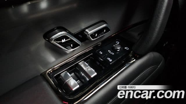 Land Rover Range Rover Sport 2023 — Şəkil 30/36