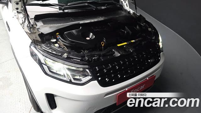 Land Rover Discovery Sport 2020 — Photo 6/41