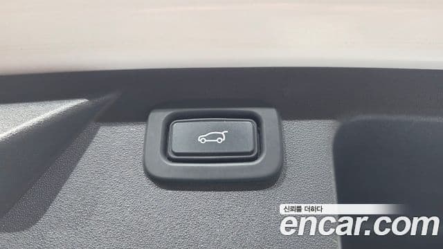 Land Rover Discovery Sport 2020 — Photo 20/41