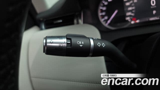 Land Rover Discovery Sport 2020 — Photo 21/41