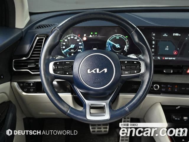 Kia Sportage 2023 — Фото 13/20