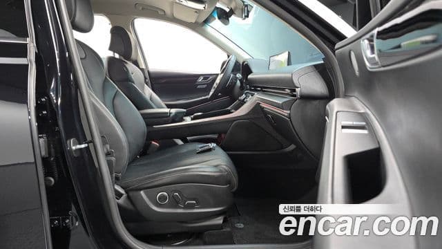 Genesis GV80 2022 — ფოტო 16/35