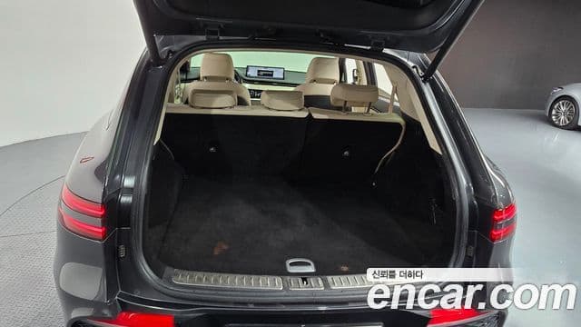 Genesis GV70 2022 — Şəkil 23/30
