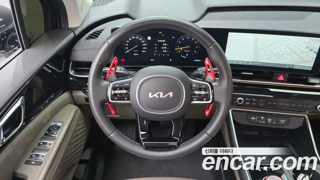 Kia Carnival 2024 — Фото 13/20