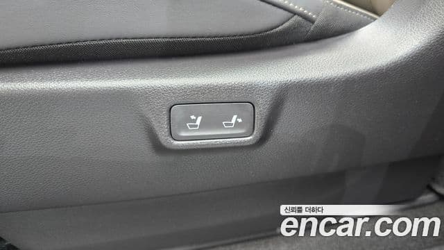 Kia Carnival 2024 — Фото 15/20