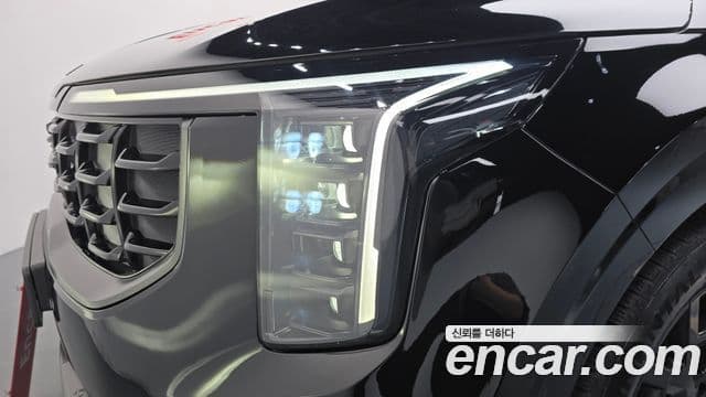 Kia Carnival 2024 — Photo 1/35