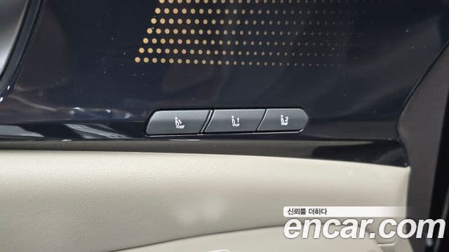 Kia Carnival 2024 — Photo 30/35