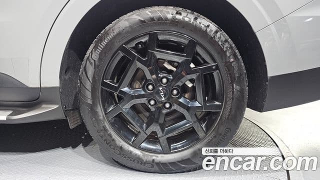 Kia Carnival 2024 — ფოტო 17/30