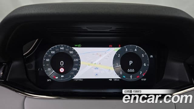 Land Rover Range Rover Evoque 2025 — Фото 8/20