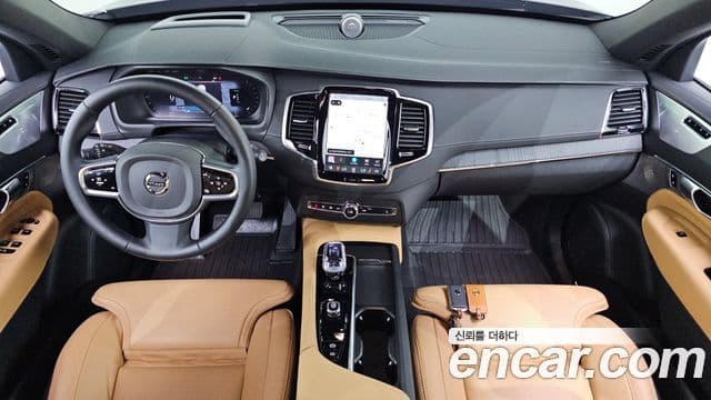 Volvo XC90 2024 — Фото 7/20