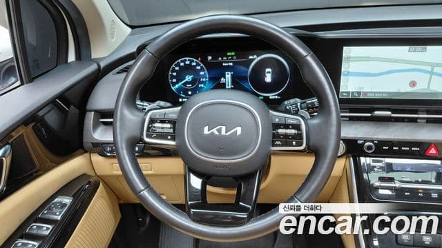 Kia Carnival 2023 — Фото 11/20