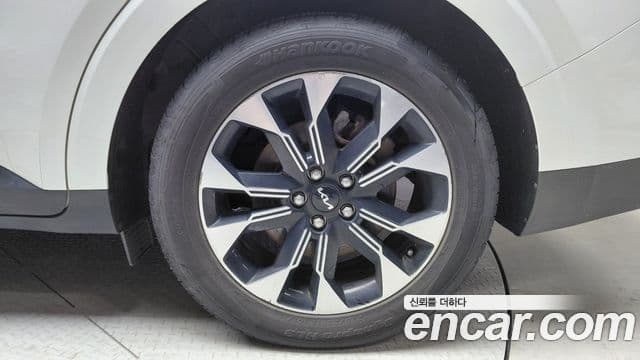 Kia Carnival 2023 — Photo 5/36