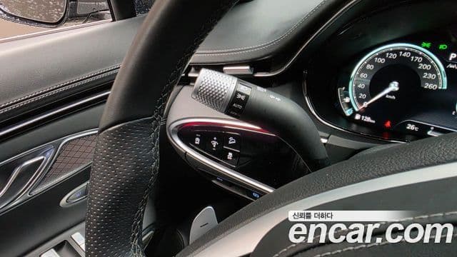 Genesis GV70 2022 — Şəkil 20/36