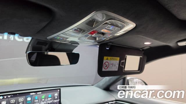 Genesis GV70 2022 — Şəkil 22/36