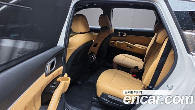 Kia Sorento 2022 — Фото 12/20