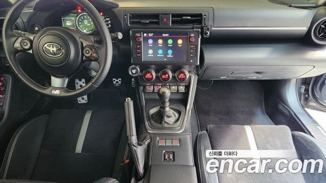 Toyota GR86 2025 — Photo 8/16