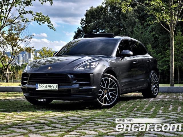 Porsche Macan 2021 — Фото 10/20