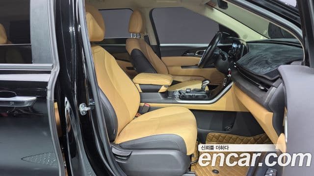 Kia Carnival 2023 — Şəkil 5/31