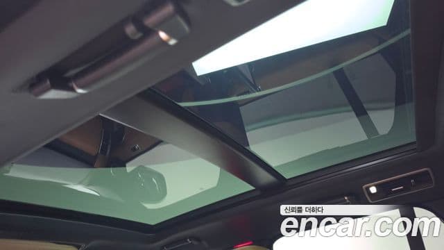 Land Rover Range Rover 2018 — Photo 13/20