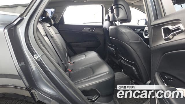 Kia Sportage 2022 — Фото 11/20