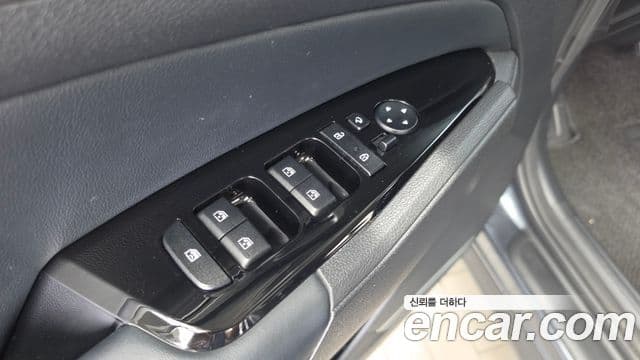 Kia Sportage 2022 — Şəkil 13/34
