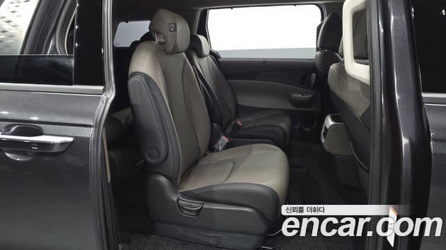 Kia Carnival 2025 — Фото 12/20