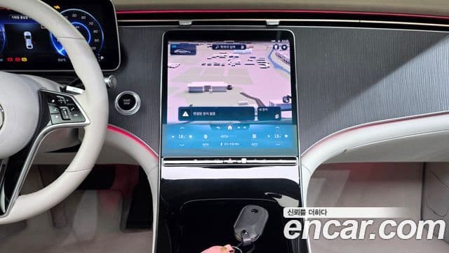 Mercedes-Benz EQS 2022 — ფოტო 19/20