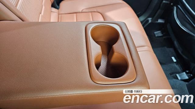 Kia Sportage 2025 — Şəkil 16/33