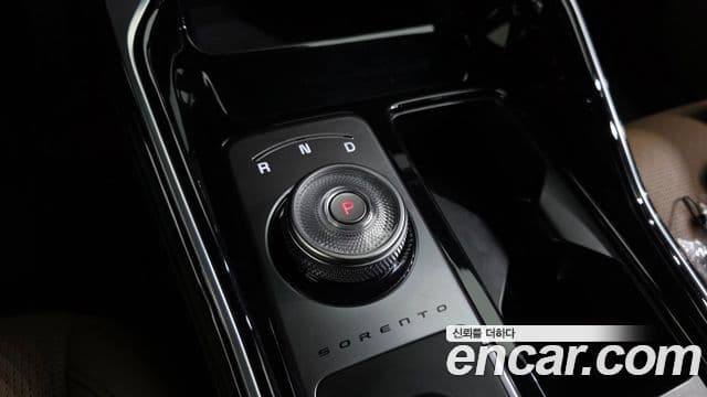 Kia Sorento 2024 — Фото 9/20