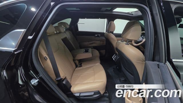 Kia Sorento 2024 — Фото 18/20