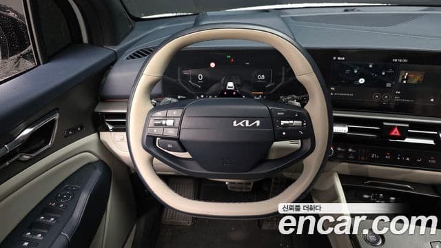 Kia Sportage 2024 — Фото 13/20