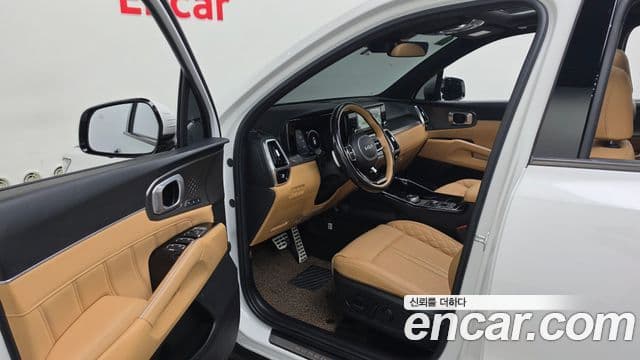 Kia Sorento 2023 — Фото 10/20