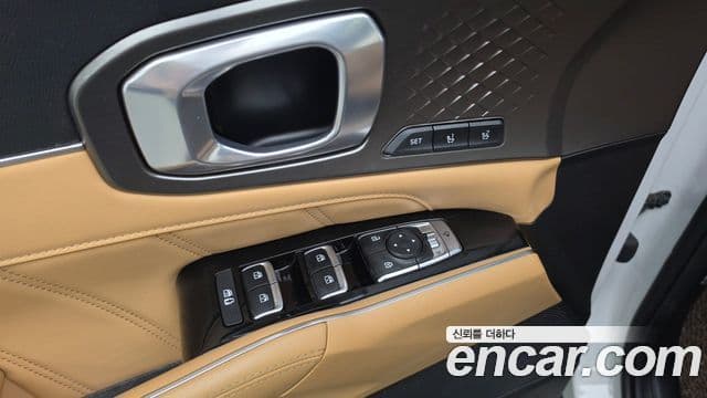 Kia Sorento 2023 — Photo 20/39